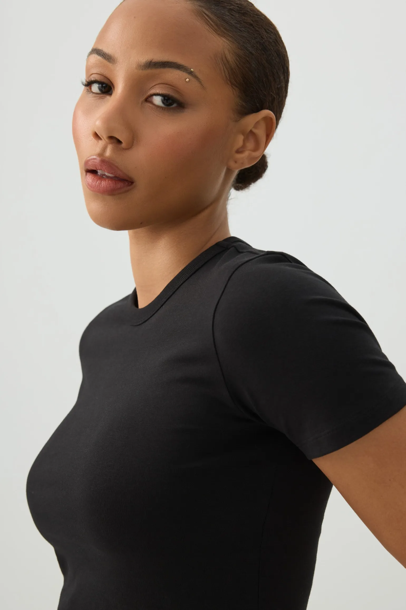 Basic Fitted Short Sleeve T-Shirt