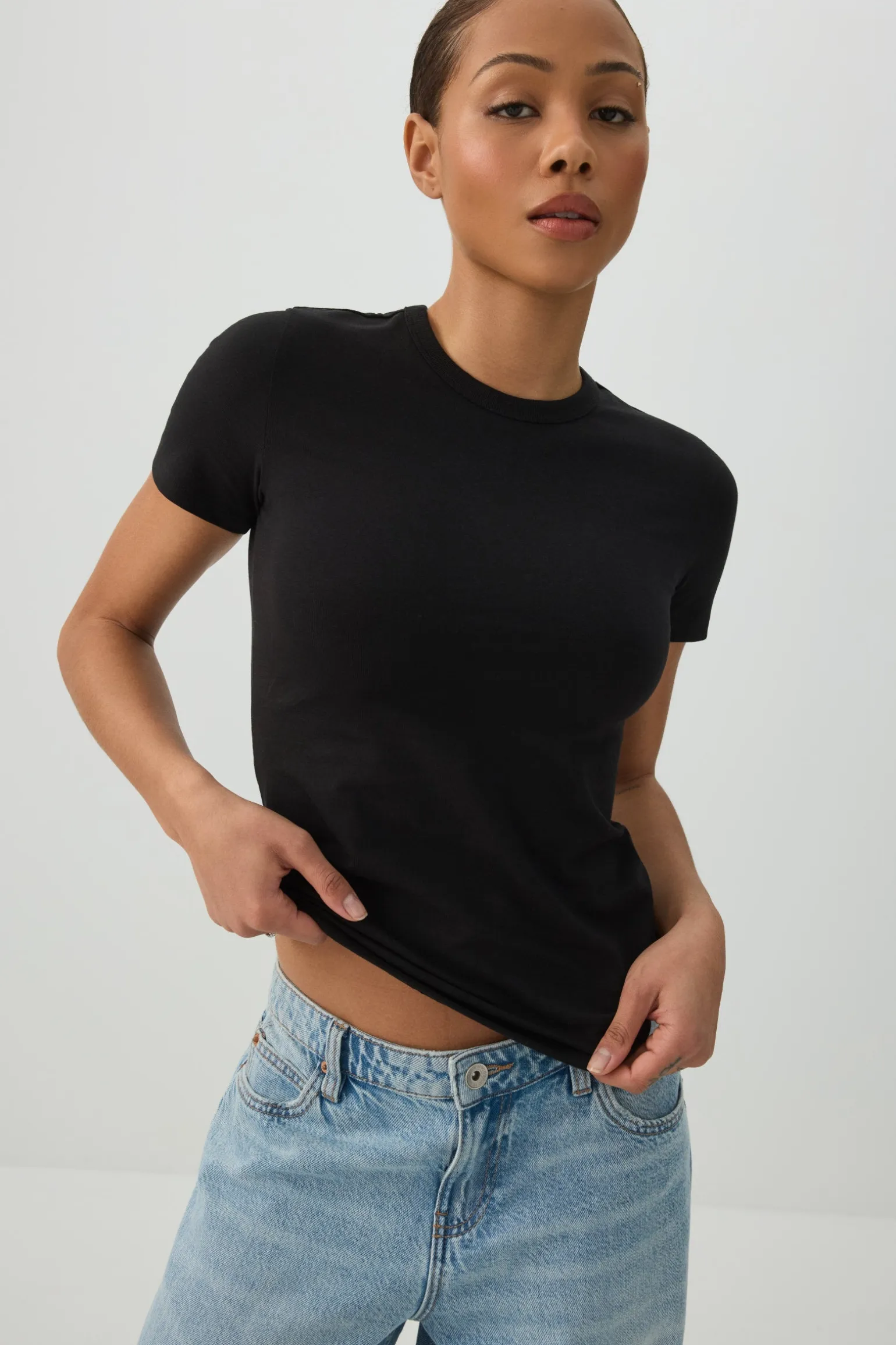 Basic Fitted Short Sleeve T-Shirt