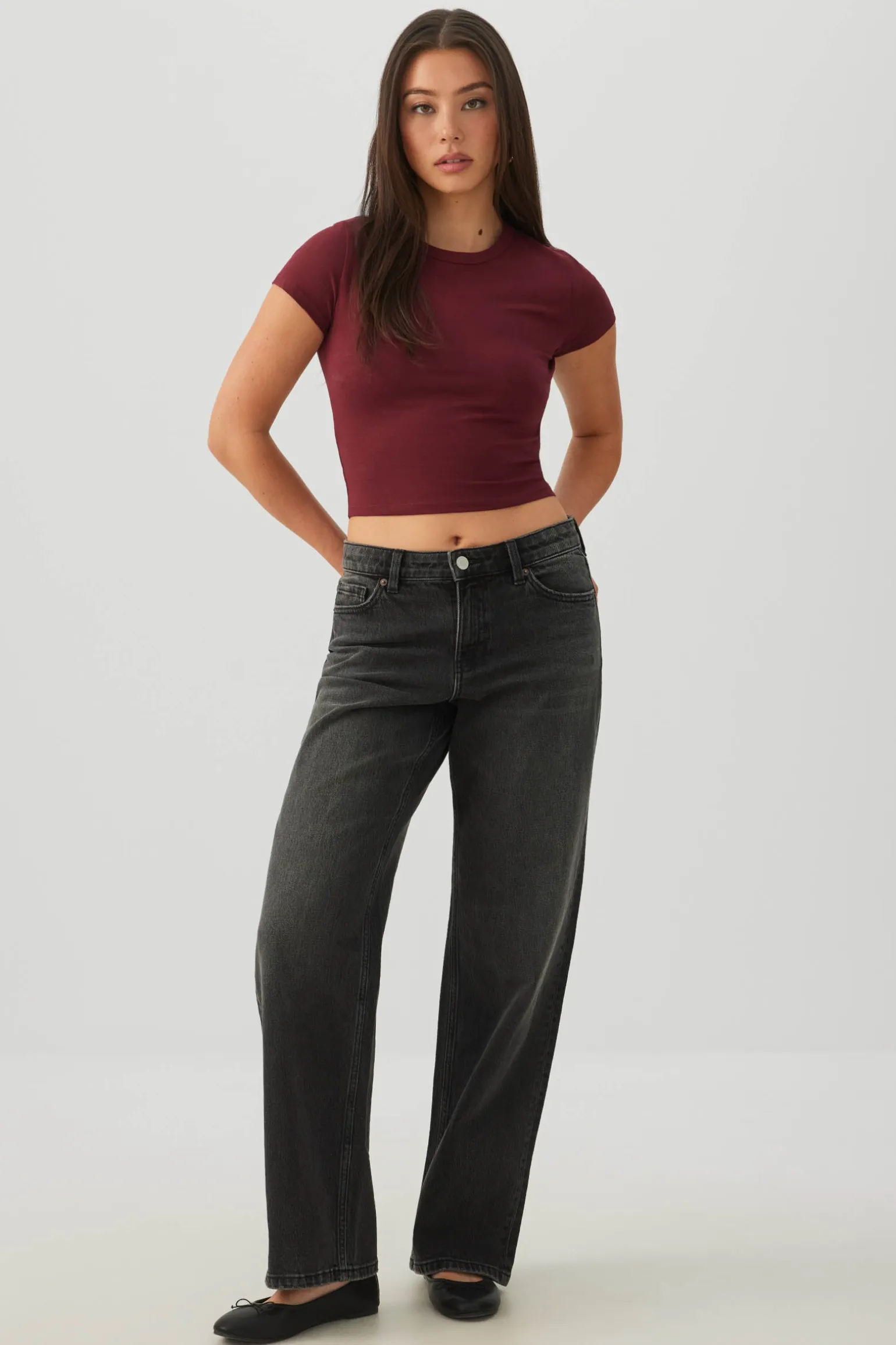 Basicore™ Crop Cap Sleeve T-Shirt
