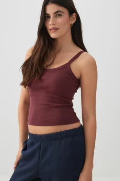 Basic Scoop Neck Short Tank