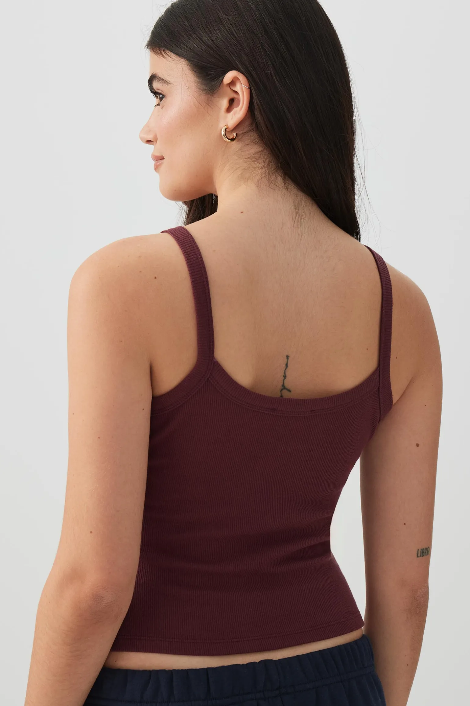 Basic Scoop Neck Short Tank