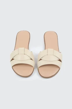 Braided Vamp Flat Sandals