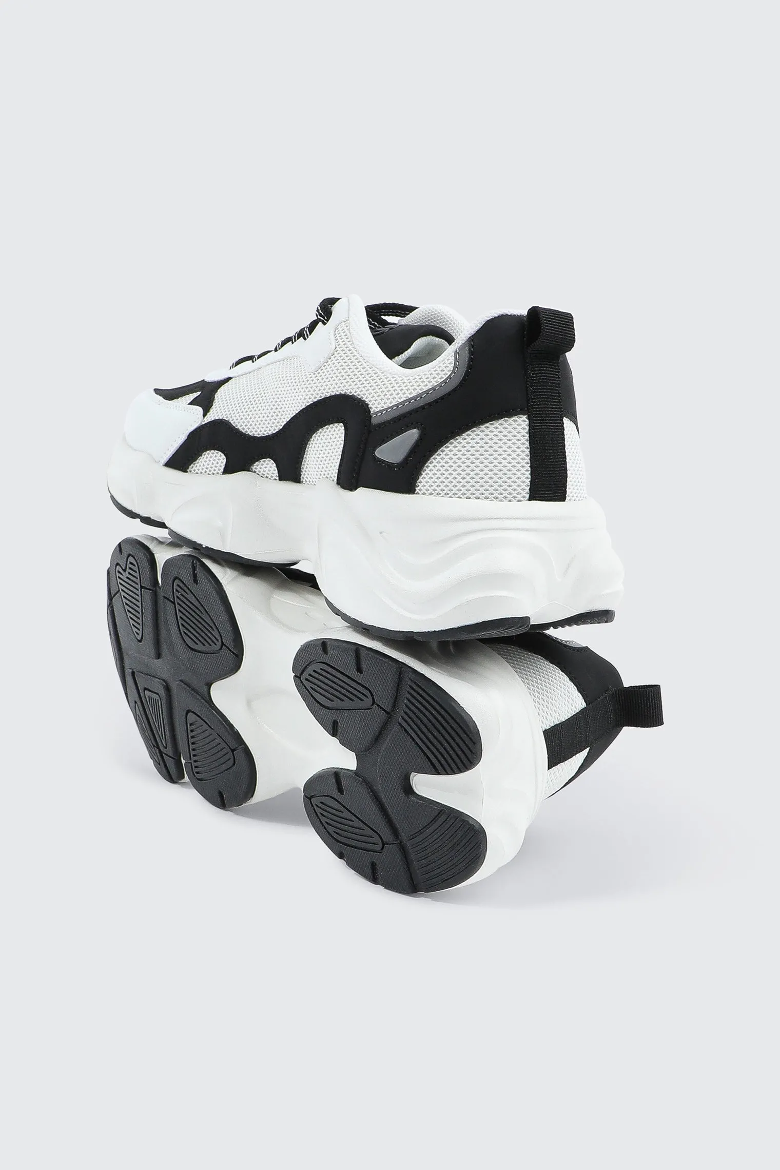 camactive™ Sneakers