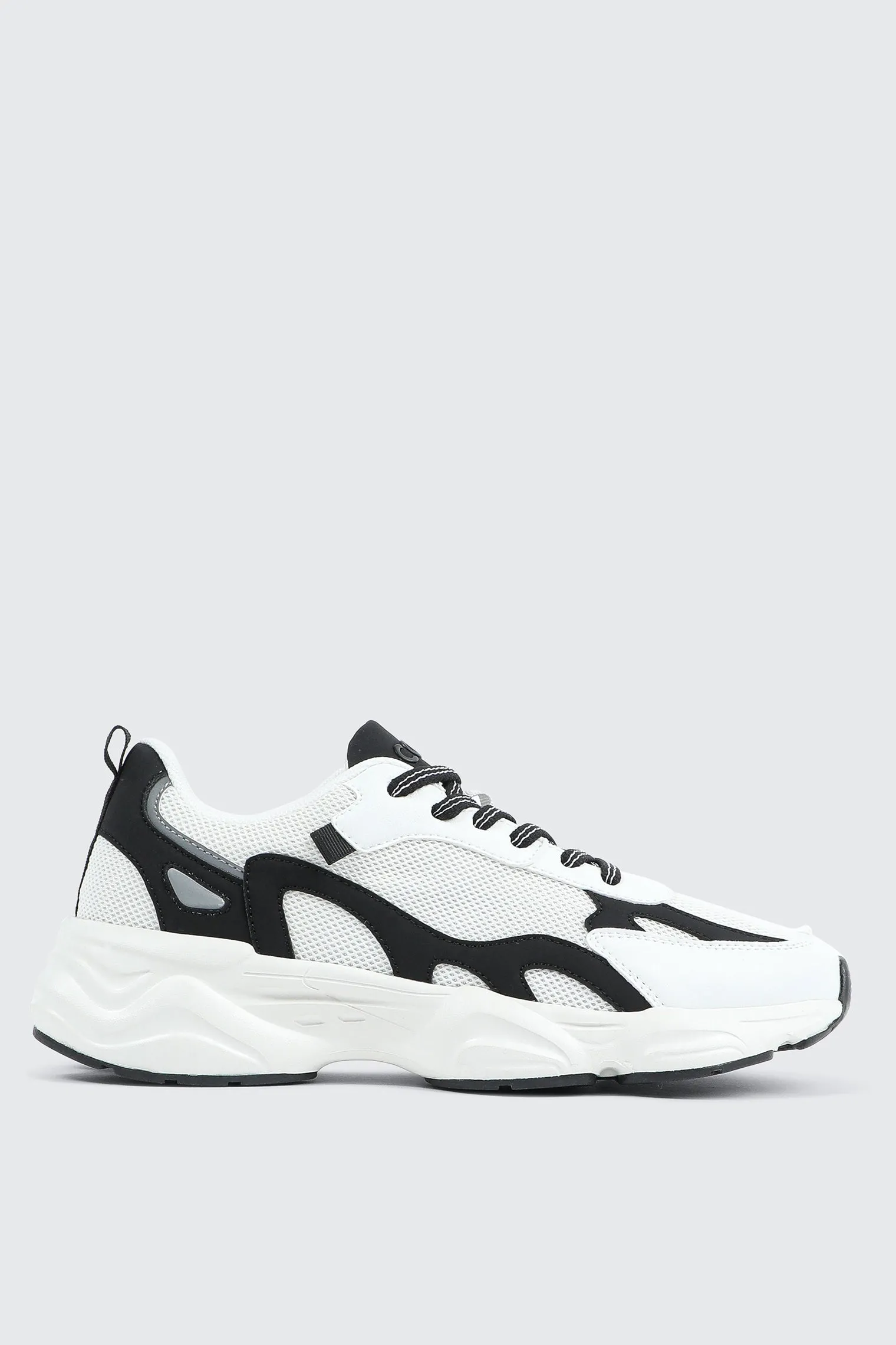 camactive™ Sneakers