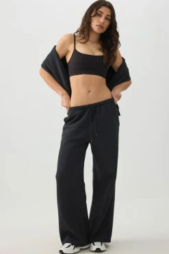 camactive™ Straight Leg Sweatpants