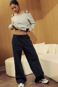 camactive™ Straight Leg Sweatpants