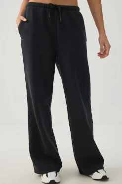 camactive™ Straight Leg Sweatpants