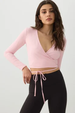 camactive™ Wrap Top