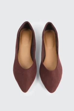 Classic Pointy Flats
