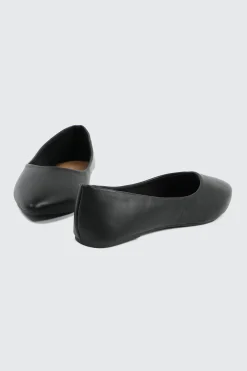Classic Pointy Flats