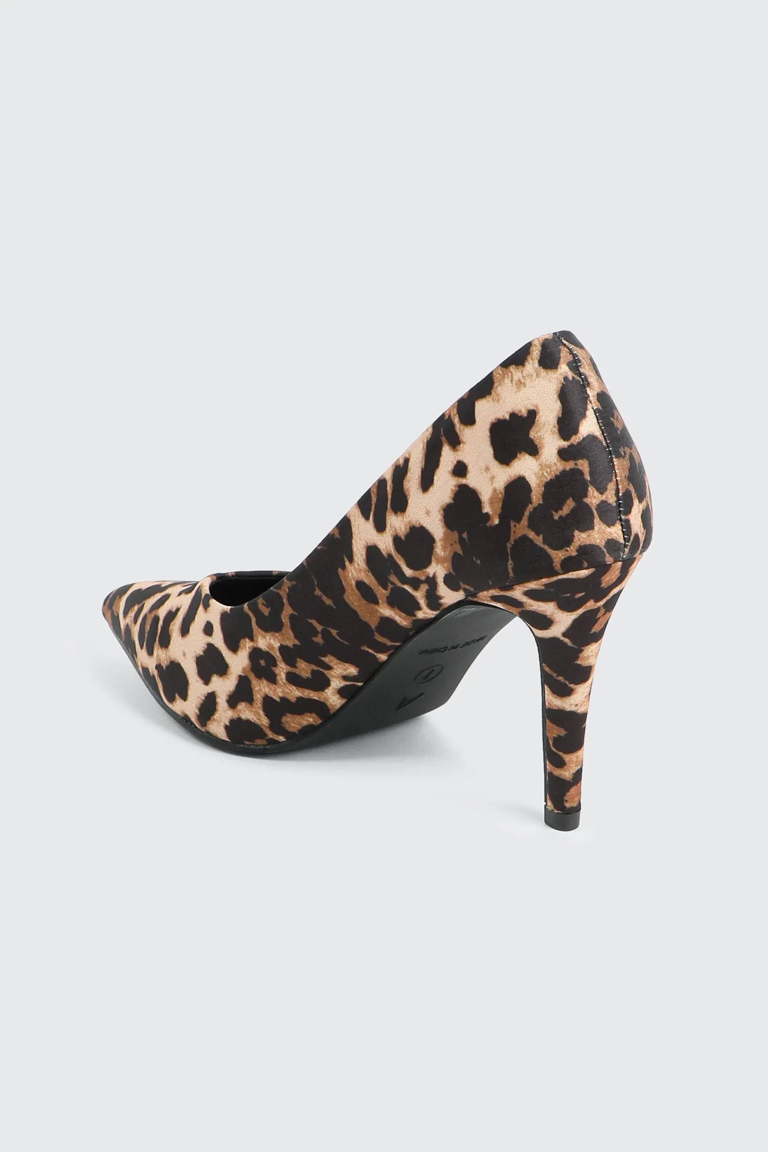 Classic Pumps