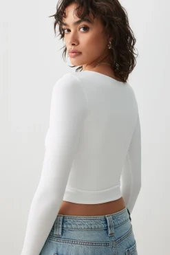 Contour V-Neck Long Sleeve T-Shirt