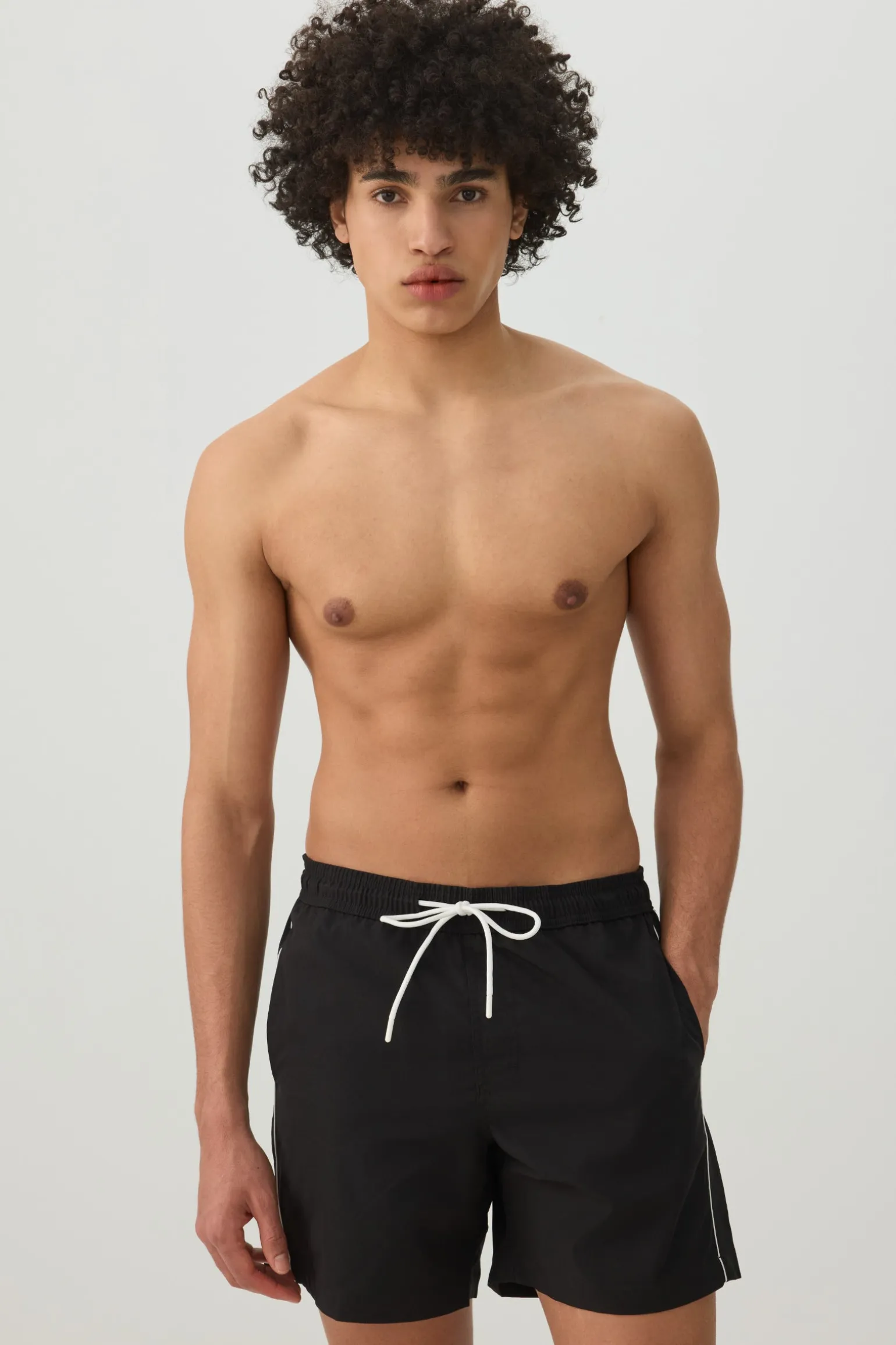 Contrast Piping Swim Trunks