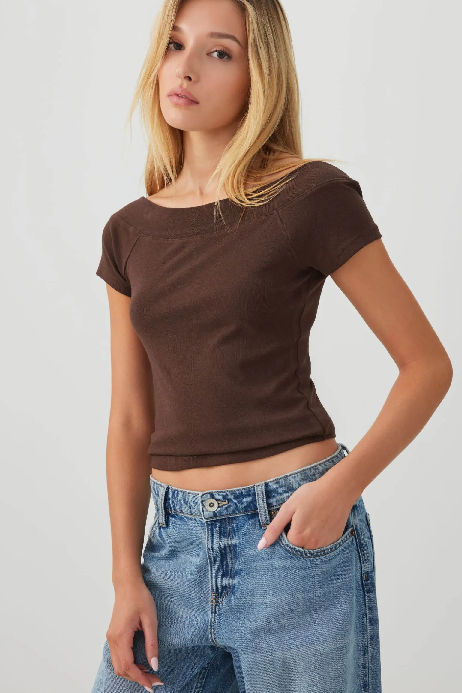 Cropped Boat Neck Rib T-Shirt