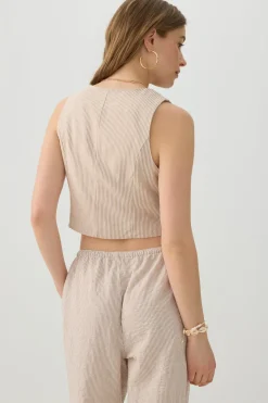 Crop Sleeveless Vest