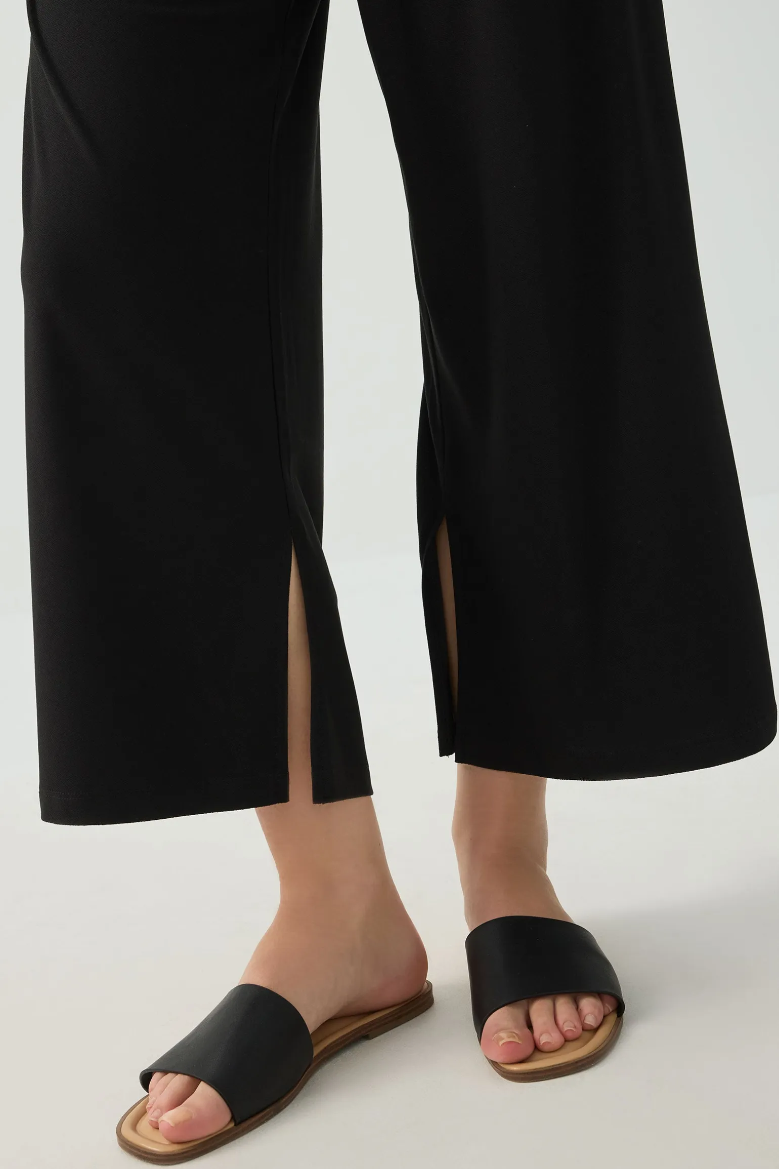 Culottes with Side Slits