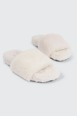 Curly Faux Fur Slippers