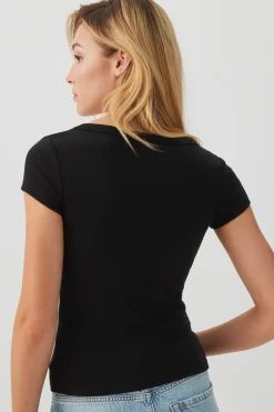 Fine Rib Scoop Neck Crop T-Shirt