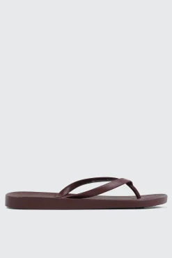 Flip Flops with Thin Straps