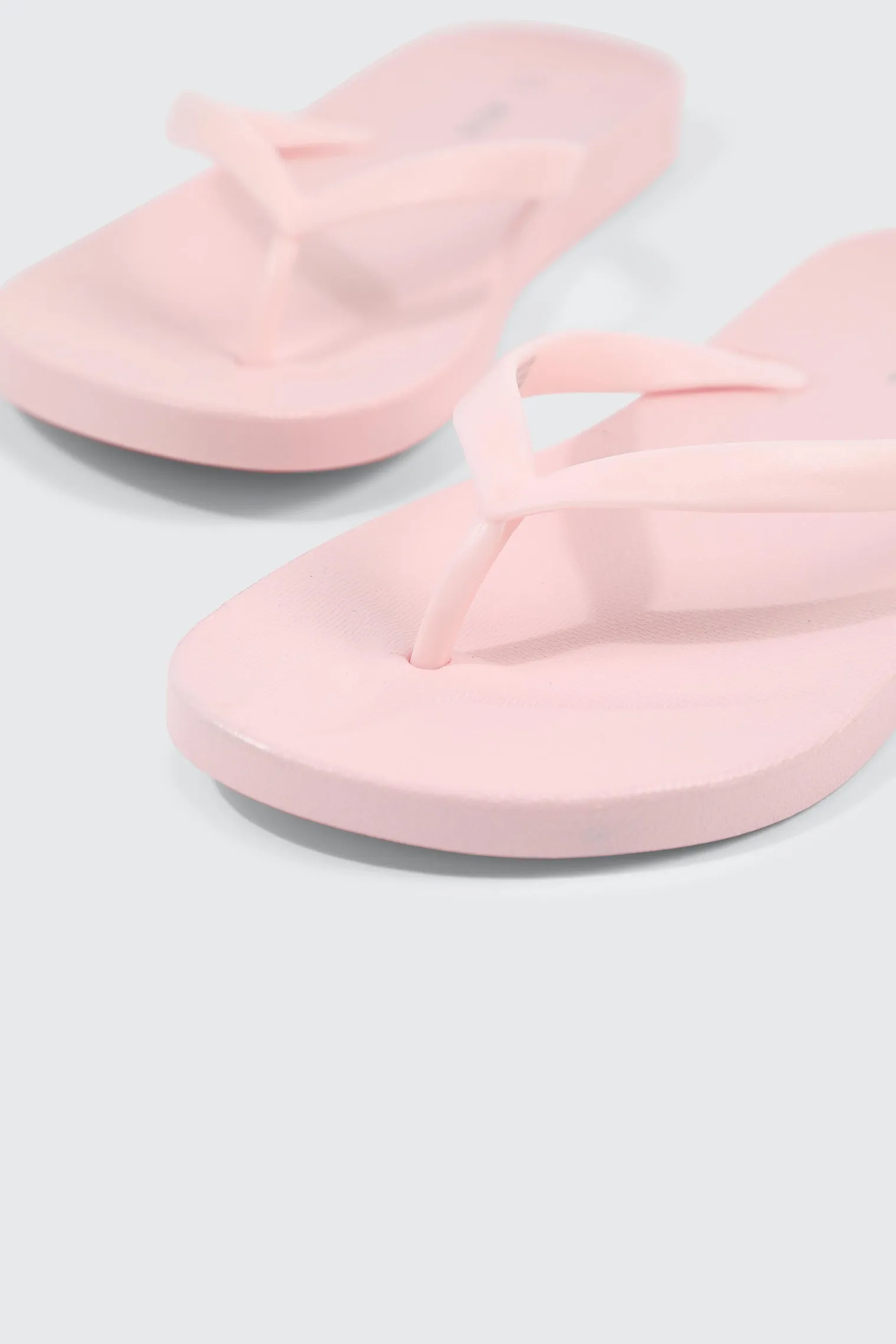 Flip Flops with Thin Straps