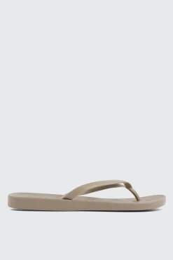 Flip Flops with Thin Straps
