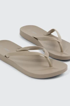 Flip Flops with Thin Straps