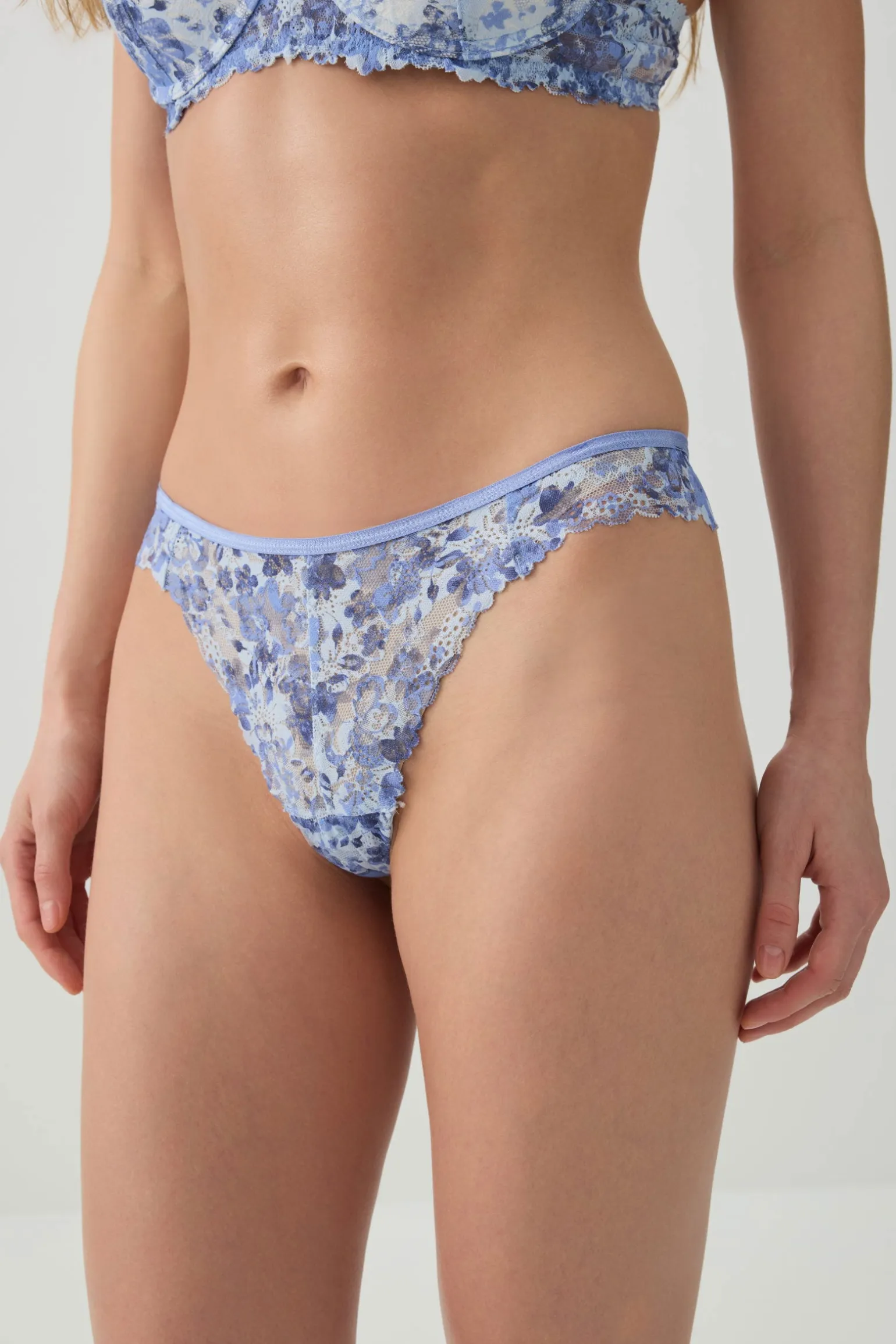Floral Lace Cheeky Panty