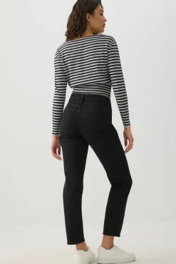 High Rise Slim Straight Jeans