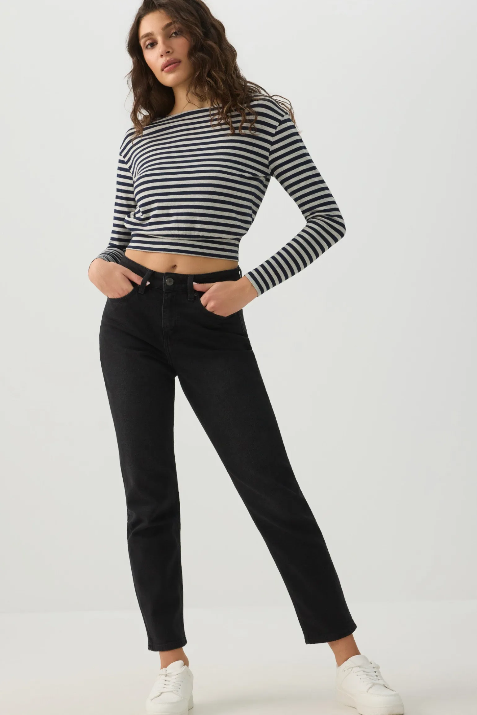 High Rise Slim Straight Jeans