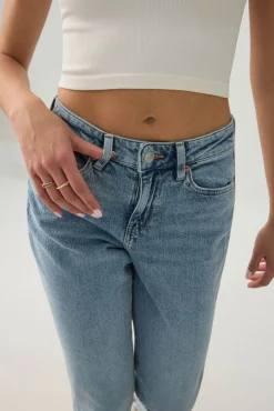 High Rise Slim Straight Jeans
