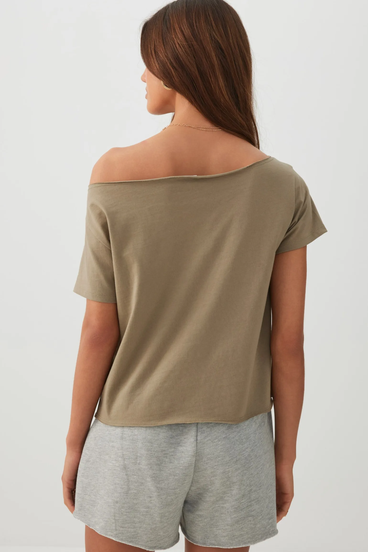 Jersey Off-Shoulder T-Shirt