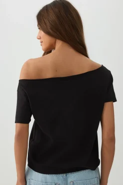 Jersey Off-Shoulder T-Shirt