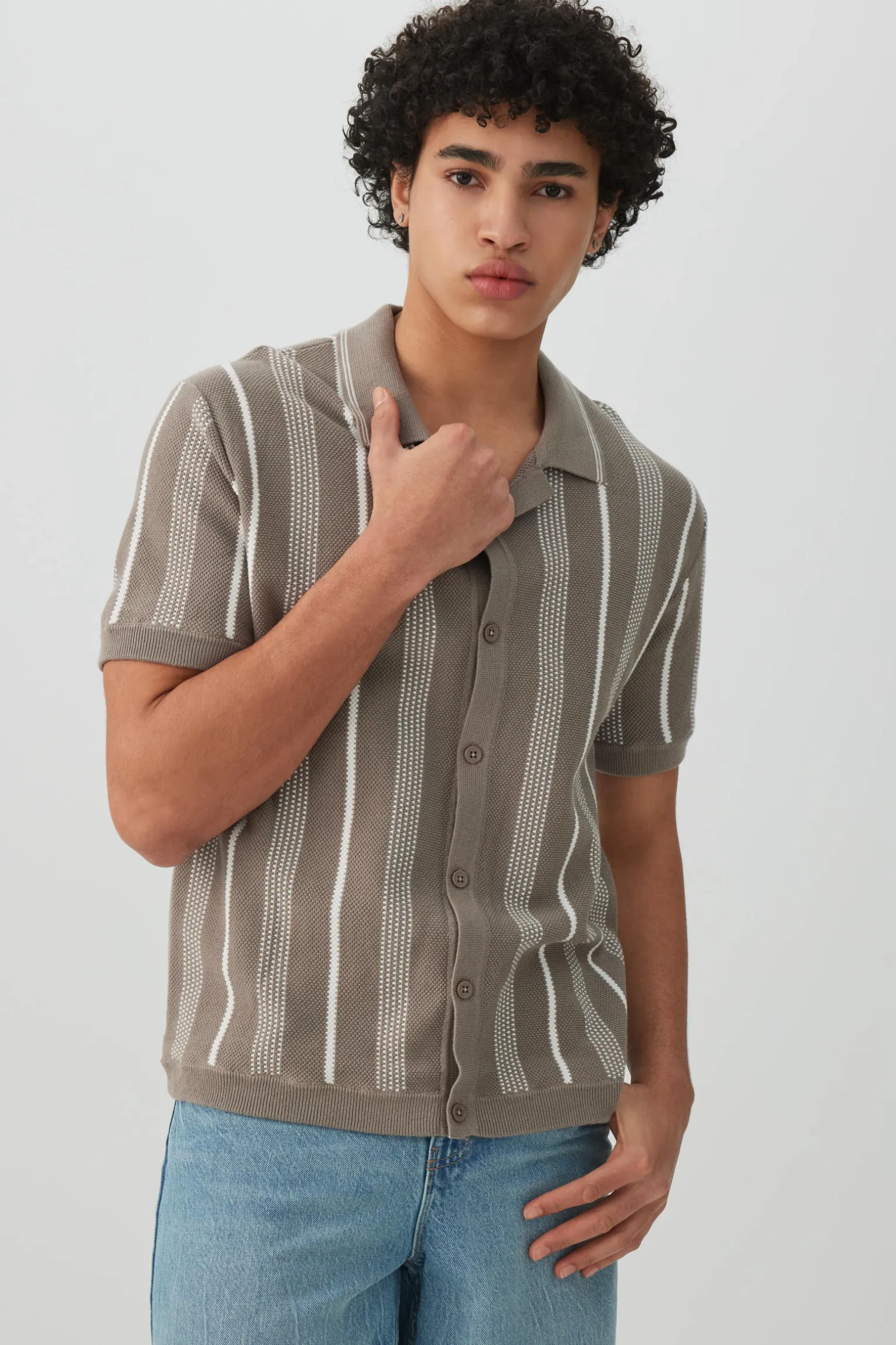 Johnny Collar Short Sleeve Sweater
