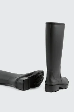 Knee High Rainboots