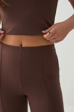 Knit Flare Leggings with Pintuck