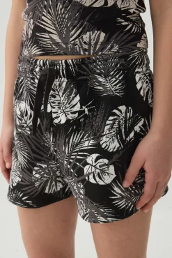 Knit Shorts with Back Pocket