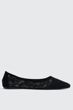 Lace Pointed Toe Flats