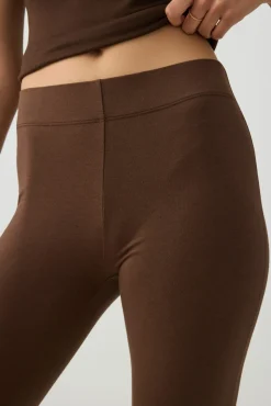 Lace Trim 3/4 Leggings