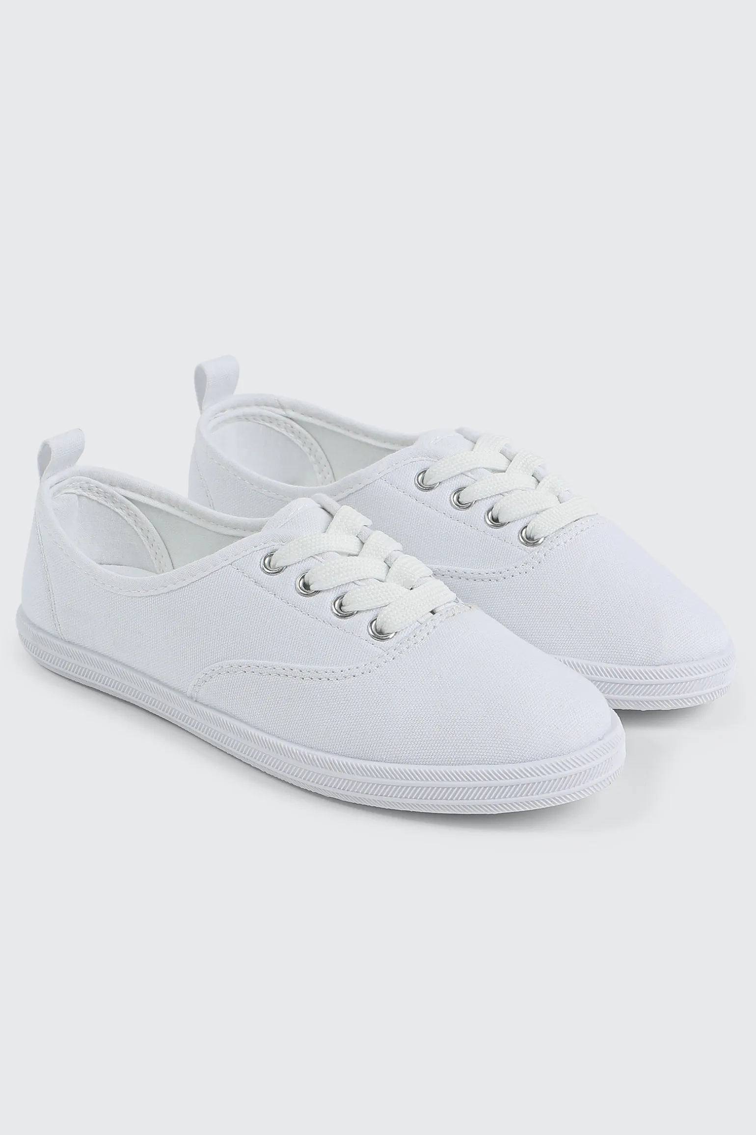 Lace up Sneakers