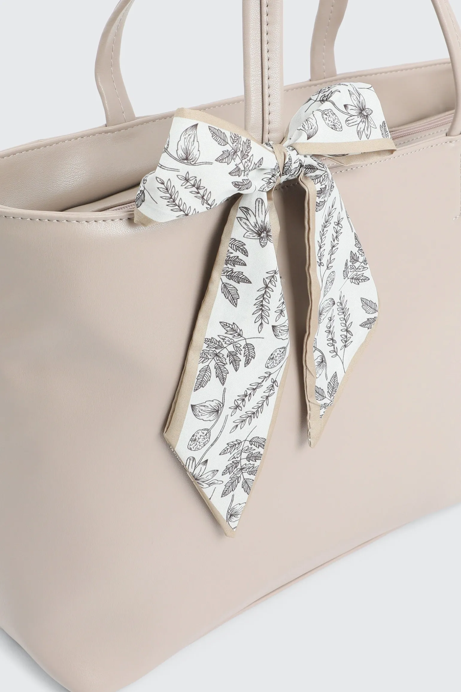 Large Tote with Scarf