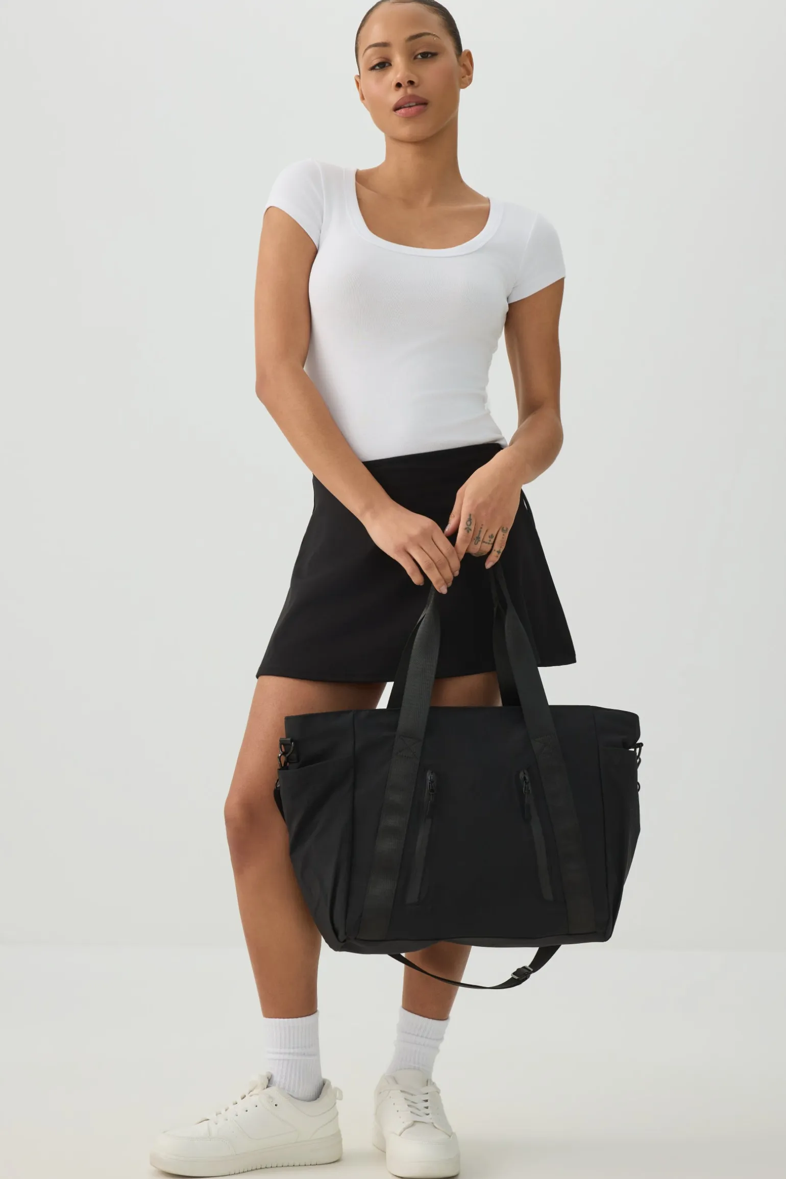 Large Zip Tote with Strap
