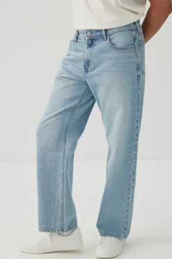 Loose Fit Jean