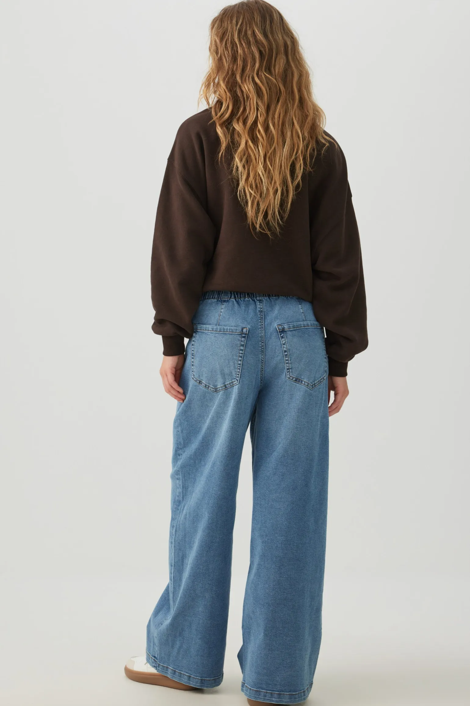 Low Rise Drawstring Wide Leg Jeans