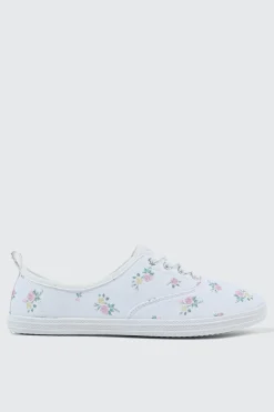 Low Top Canvas Sneakers
