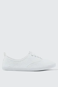 Low Top Canvas Sneakers