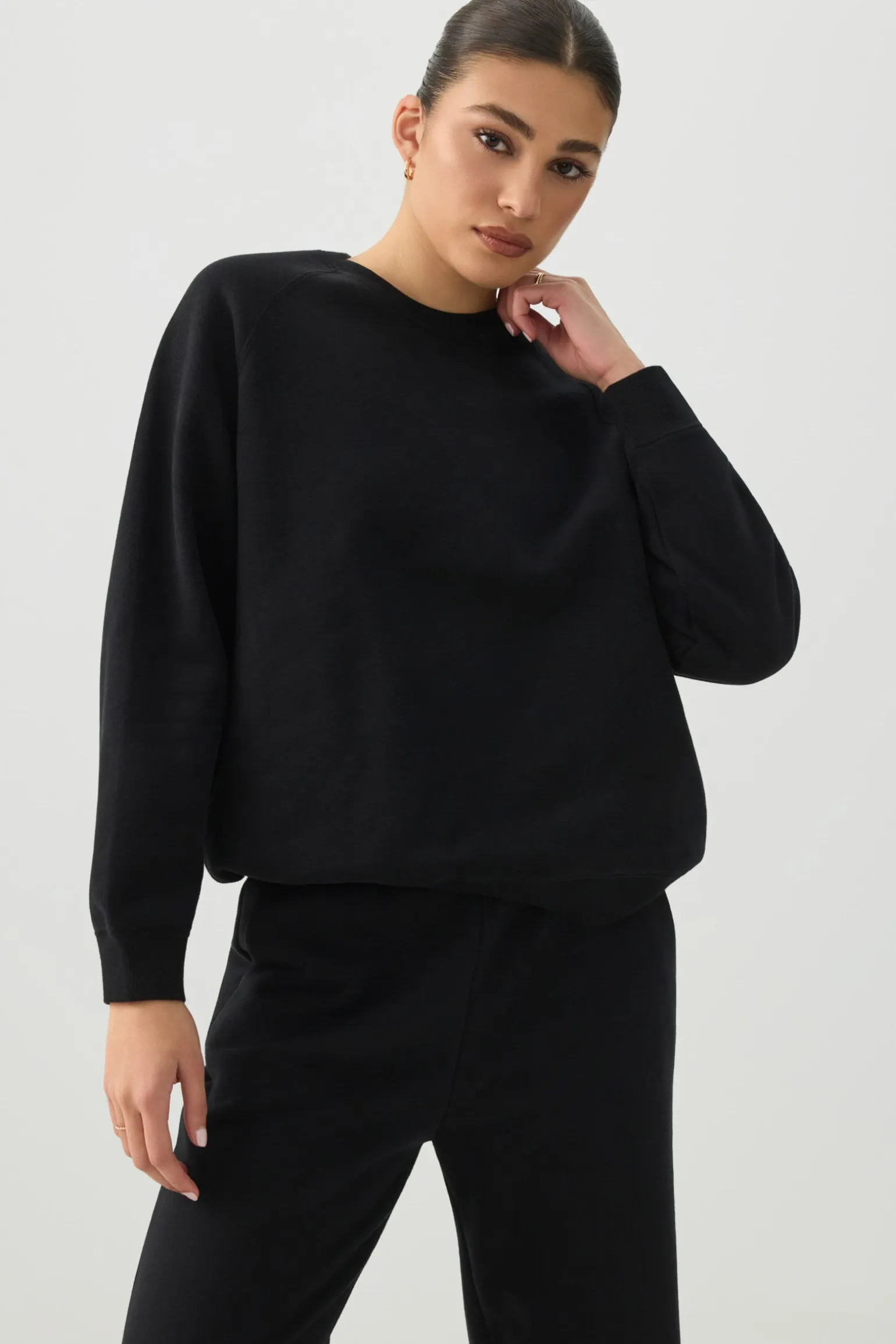 MADESOFT™ Fleece Raglan Crew Neck Sweatshirt