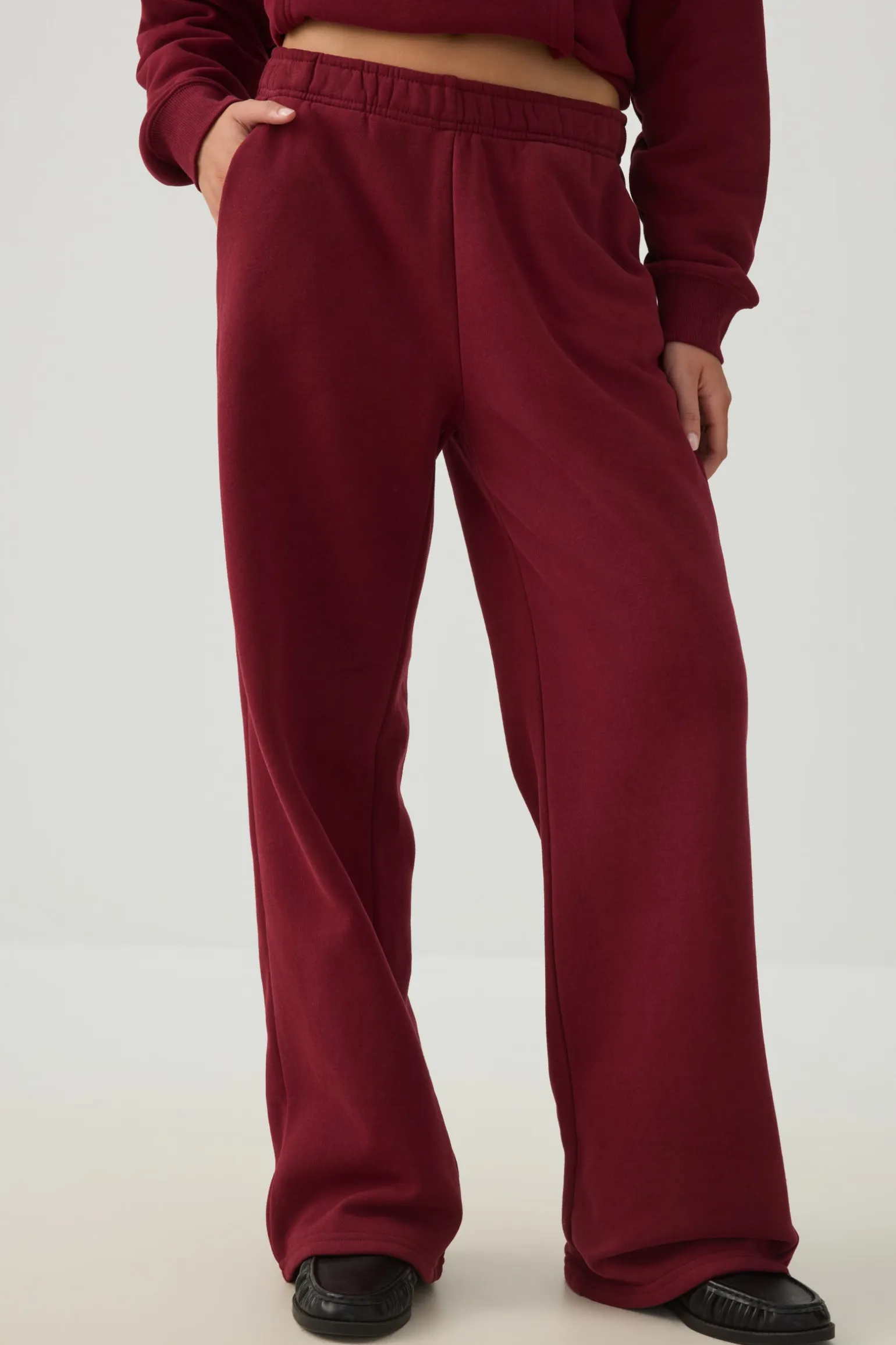 MADESOFT™ Fleece Straight Leg Sweatpants