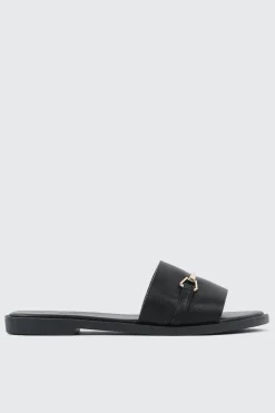 Metallic Ornament Flat Sandals