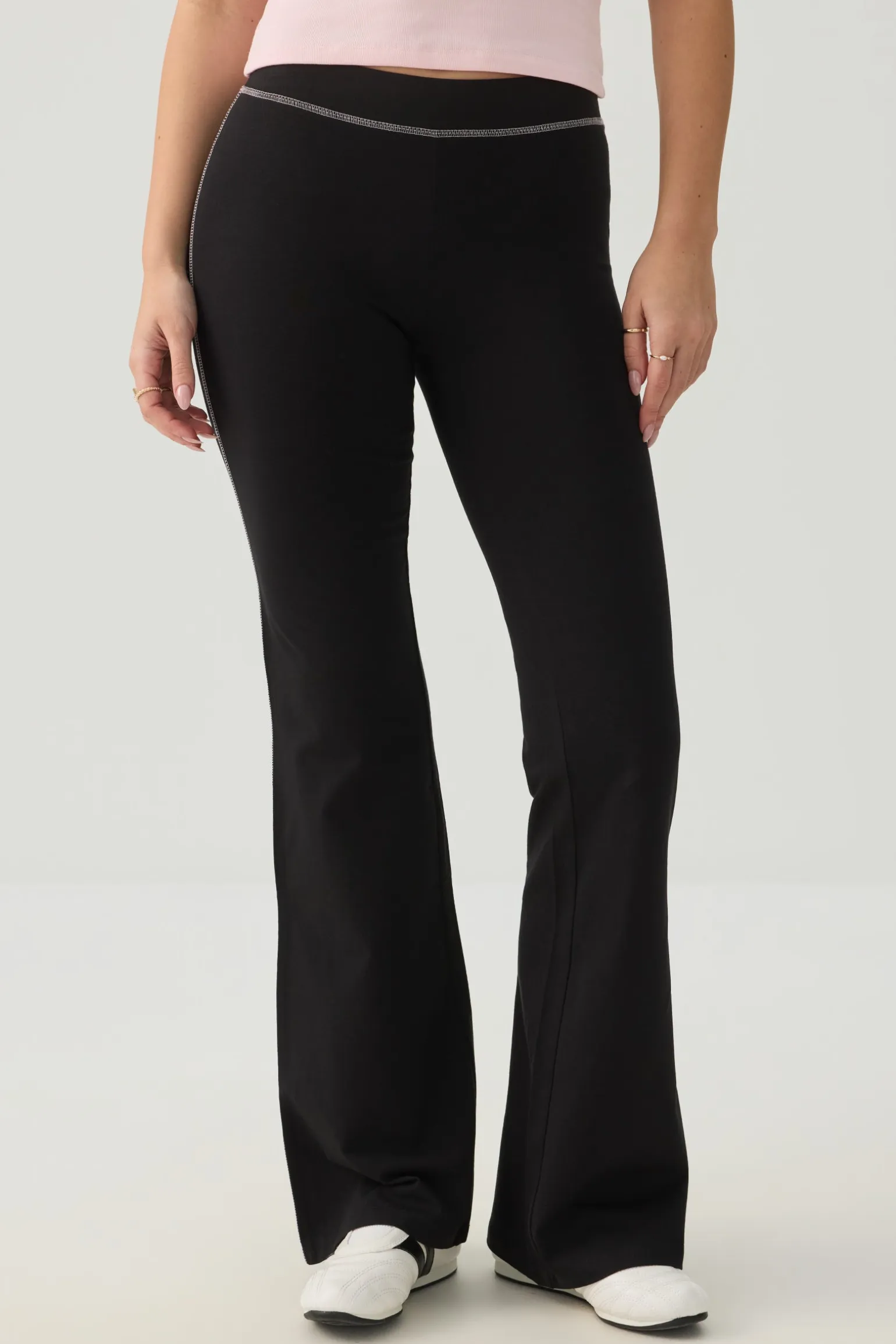 Mid Rise Flare Leggings