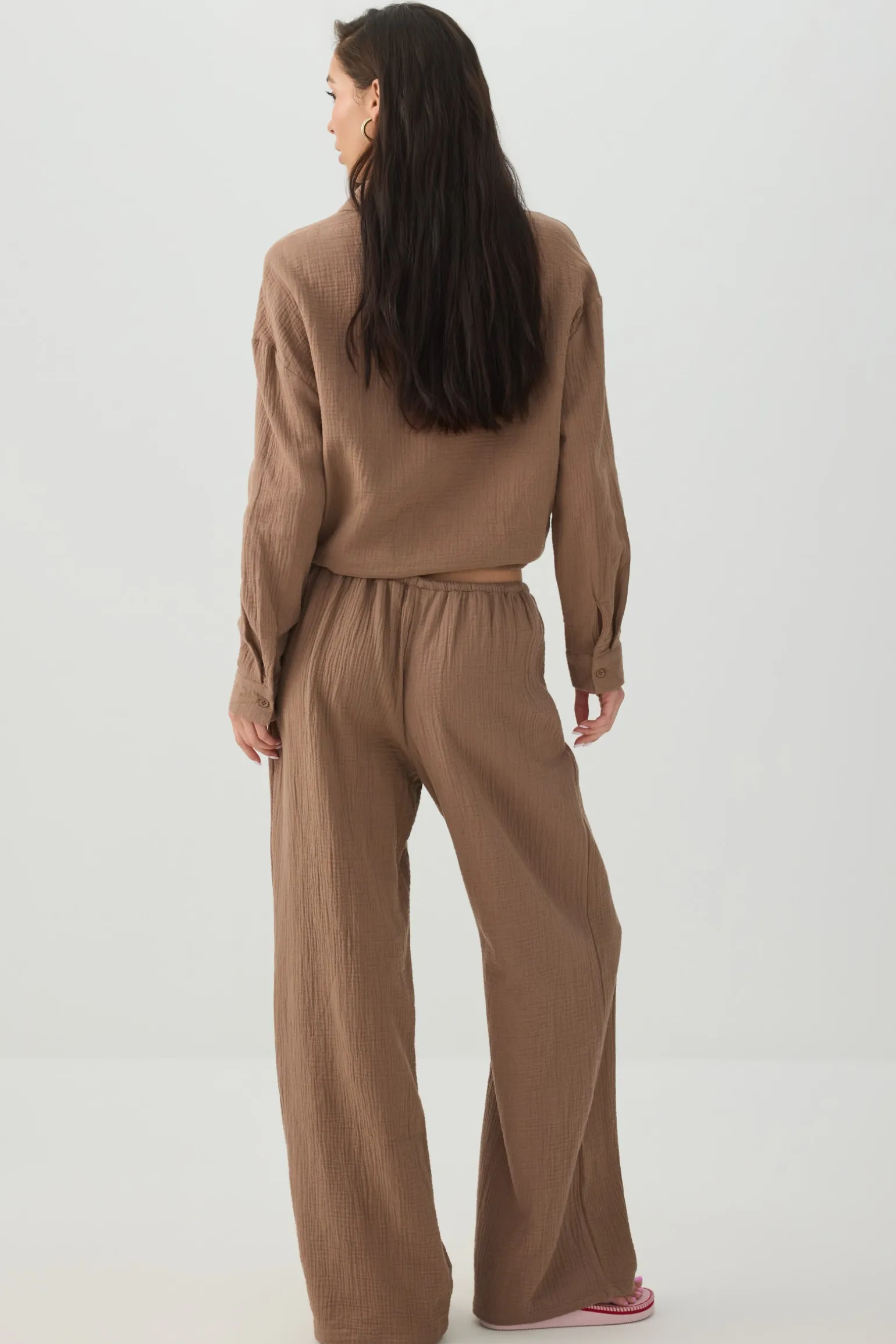 Mid Rise Pull On Wide Leg Pant